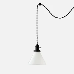 Schoolhouse Apartment Plug-In Pendant 2.25