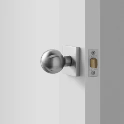 Schoolhouse Berlin Door Set with Globe Knob Fashion