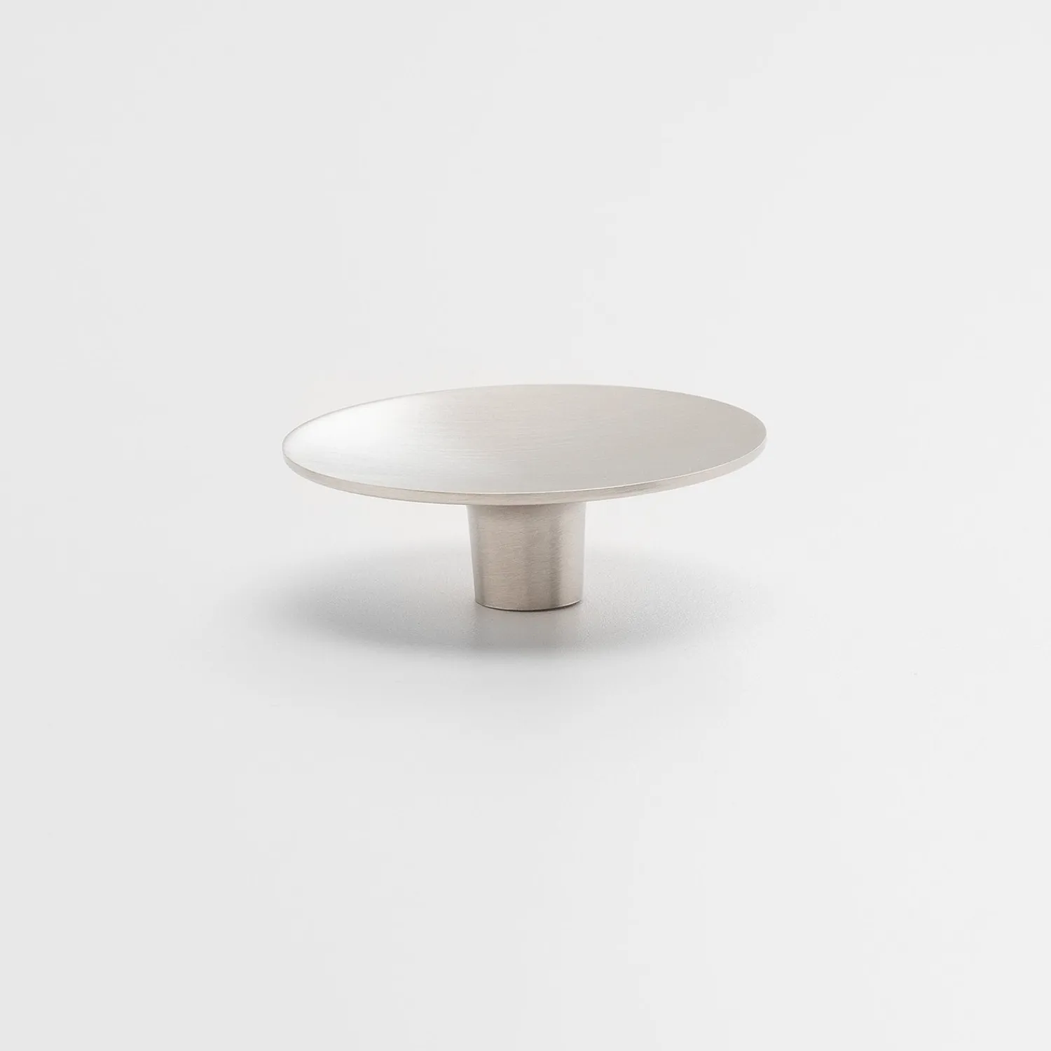 Schoolhouse Dish Knob Clearance