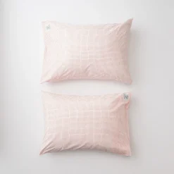 Schoolhouse Dot Percale Pillow Case, Set of 2 Fashion