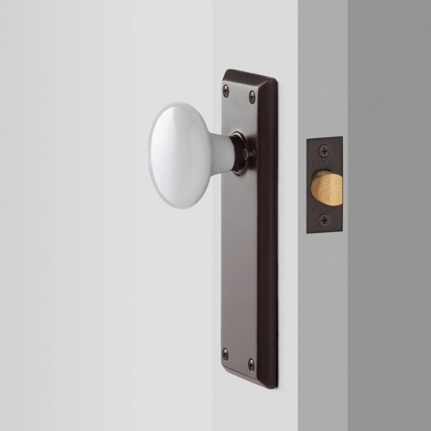 Schoolhouse Freeport Large Backplate Doorset with Porcelain Knob - Oil Rubbed Bronze Clearance