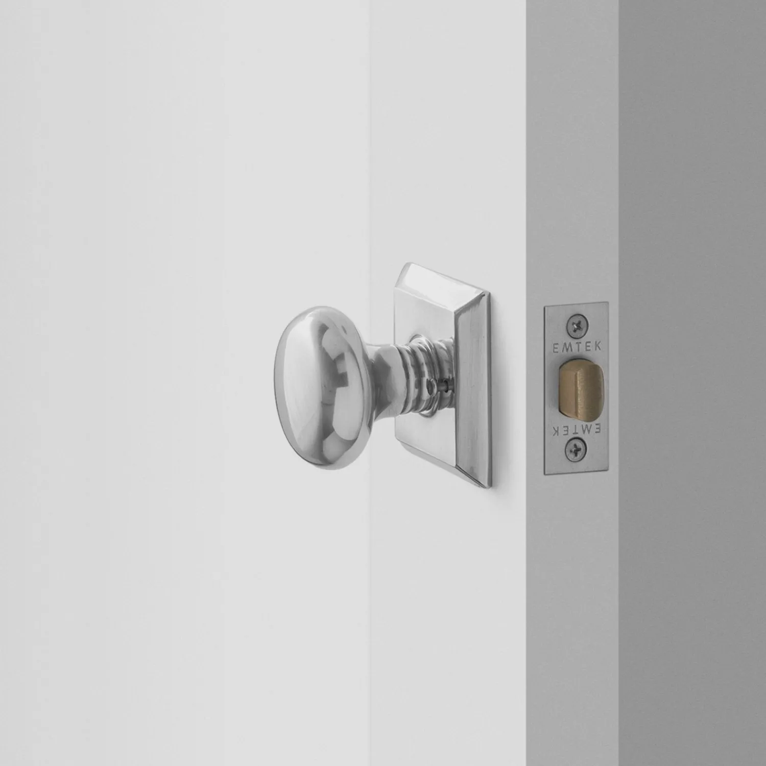 Schoolhouse Freeport Small Door Set with Portsmouth Knob New