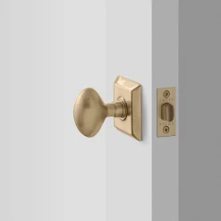 Schoolhouse Freeport Small Door Set with Egg Knob Hot