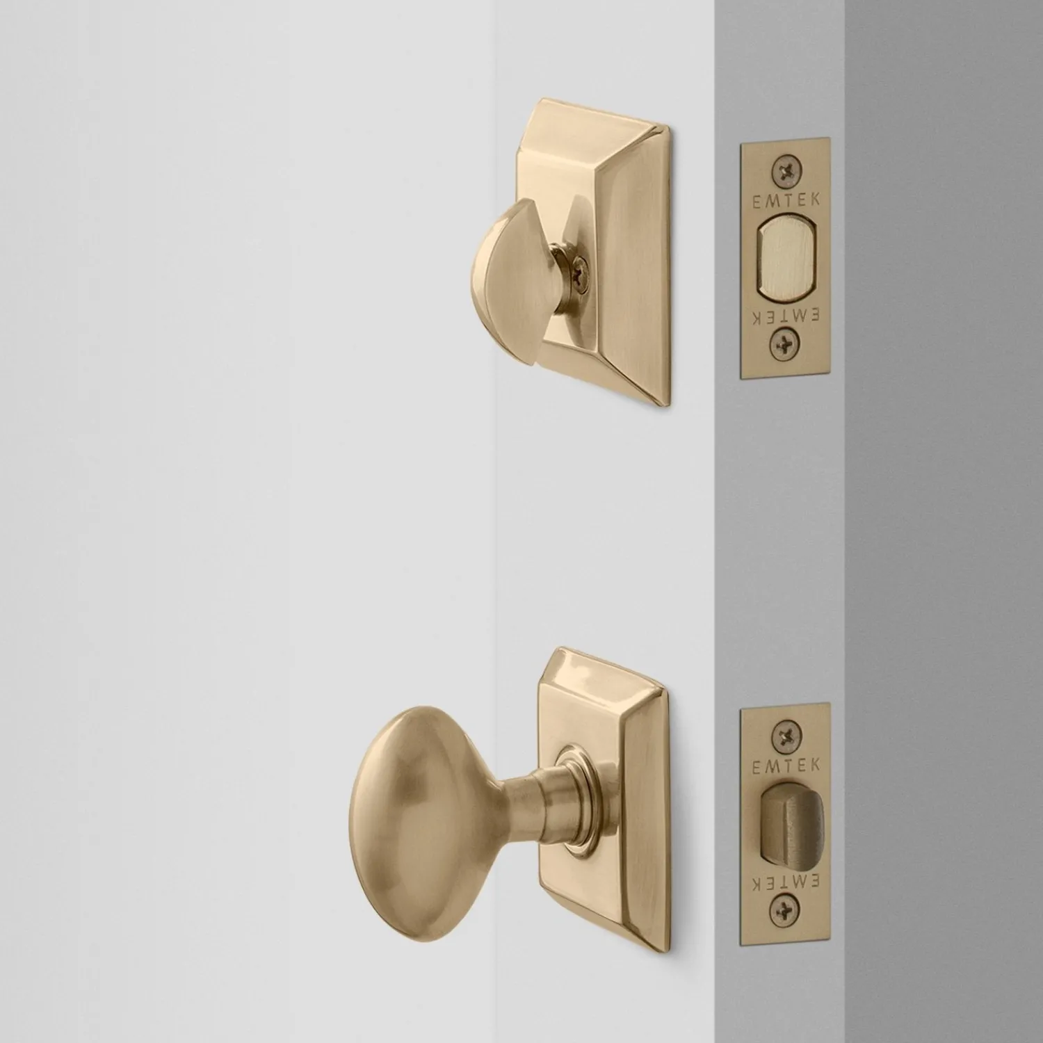 Schoolhouse Freeport Small Door Set with Egg Knob + Deadbolt Outlet