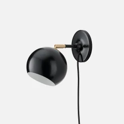 Schoolhouse Isaac Plug-In Sconce - Short Arm Fashion