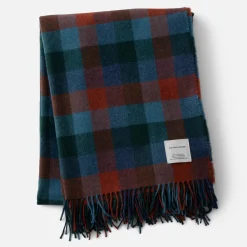Schoolhouse Lambswool Plaid Throw Hot