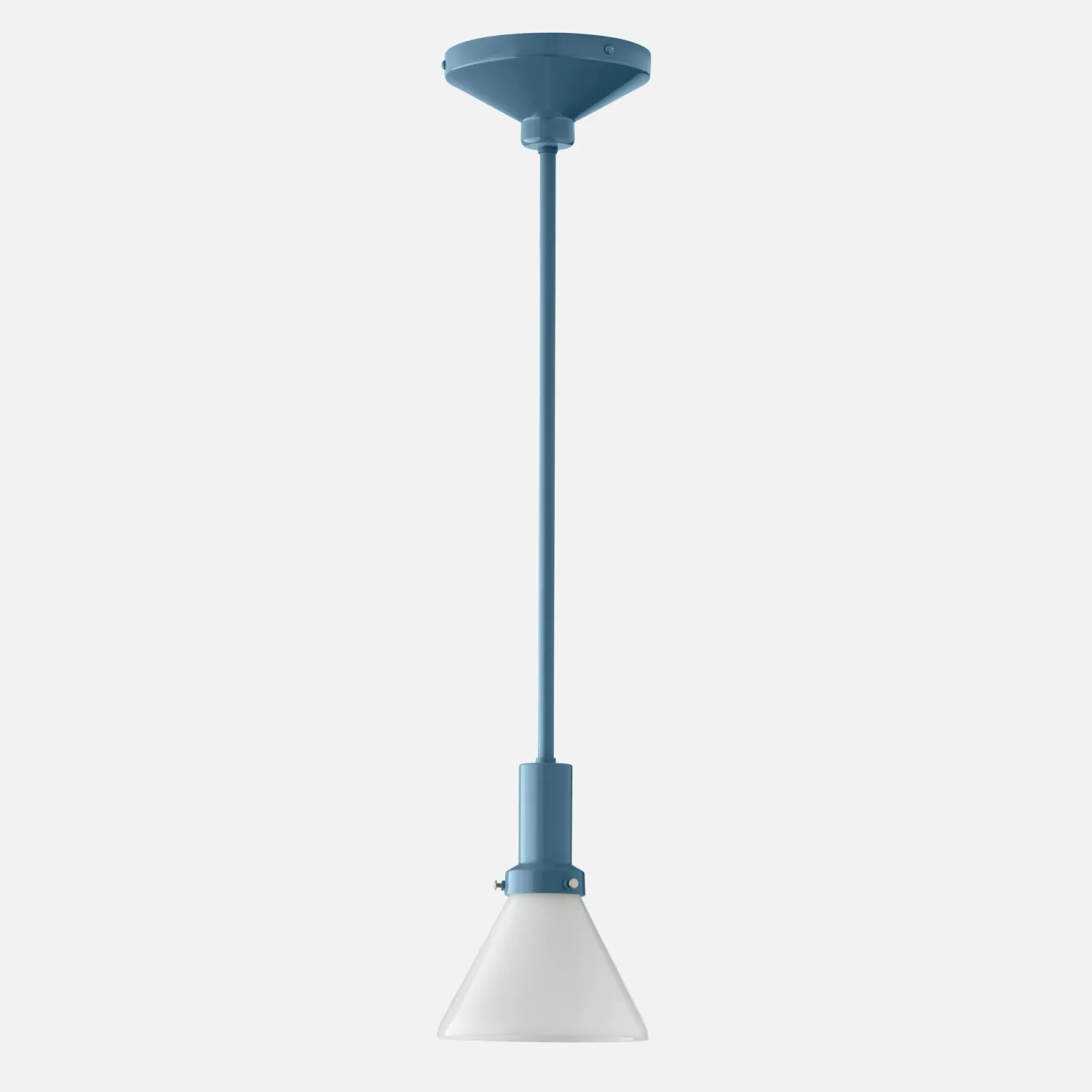 Schoolhouse Otto 2.25" Rod Pendant Best