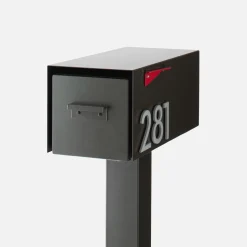 Schoolhouse Post-Mounted Mailbox Clearance