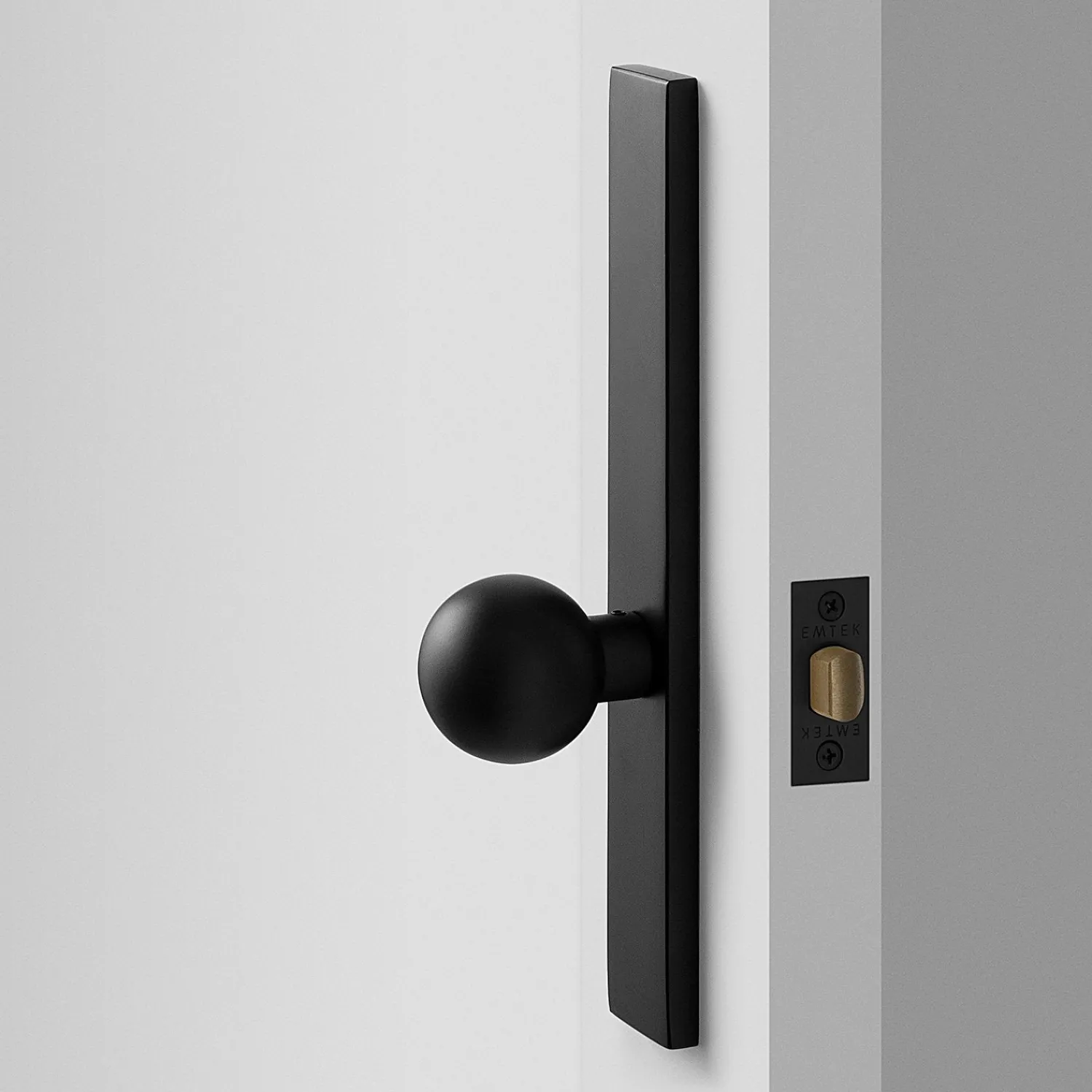 Schoolhouse Rome Tall Door Set with Globe Knob - Flat Black New